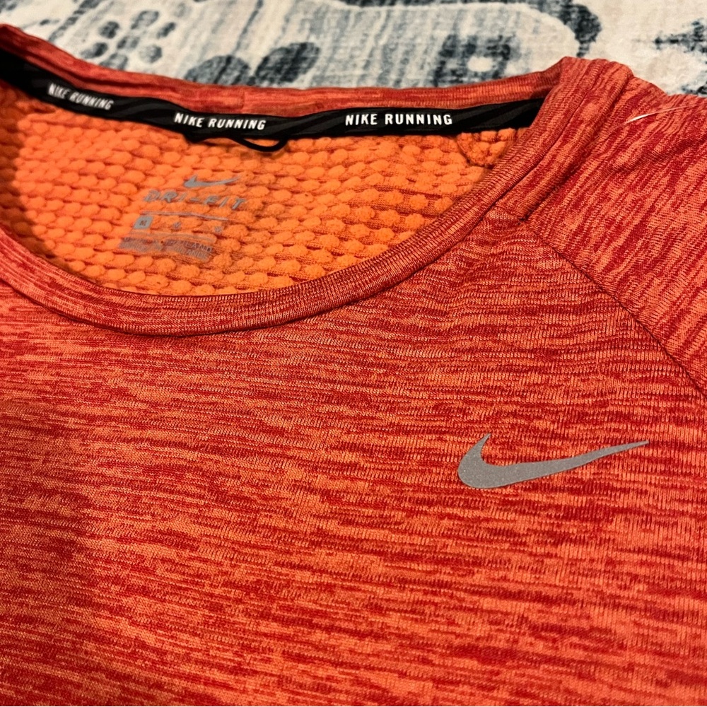 Women's NIKE SPHERE ELEMENT LONG SLEEVE TRAINING RUNNING SHIRT - L/S 918014 842